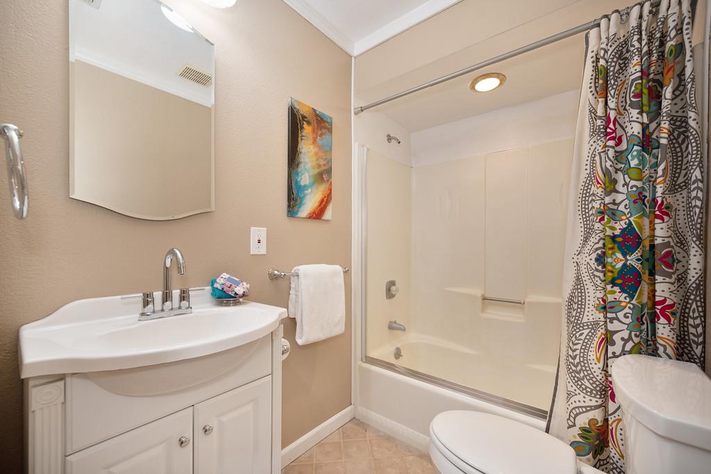 370 Bon Vue Drive