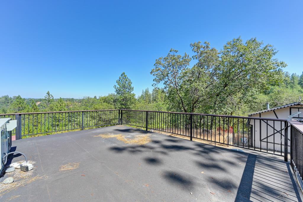 370 Bon Vue Drive