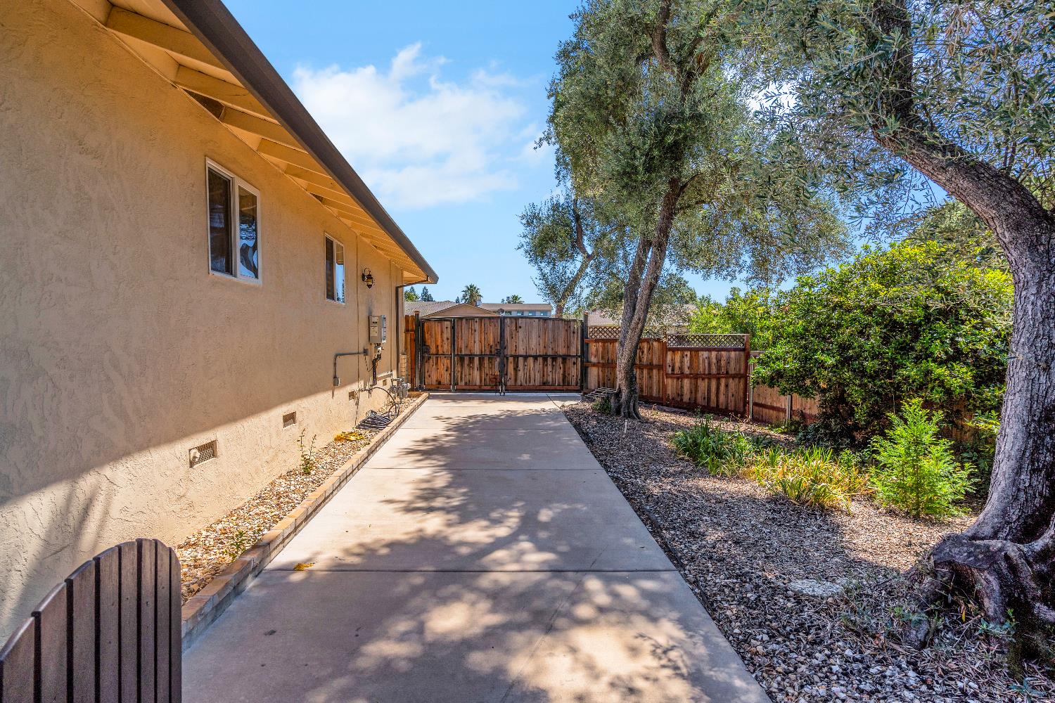 8117 Shangrila Drive