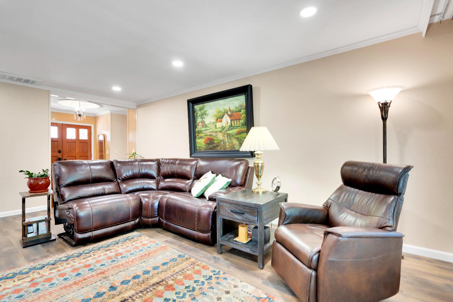 8117 Shangrila Drive