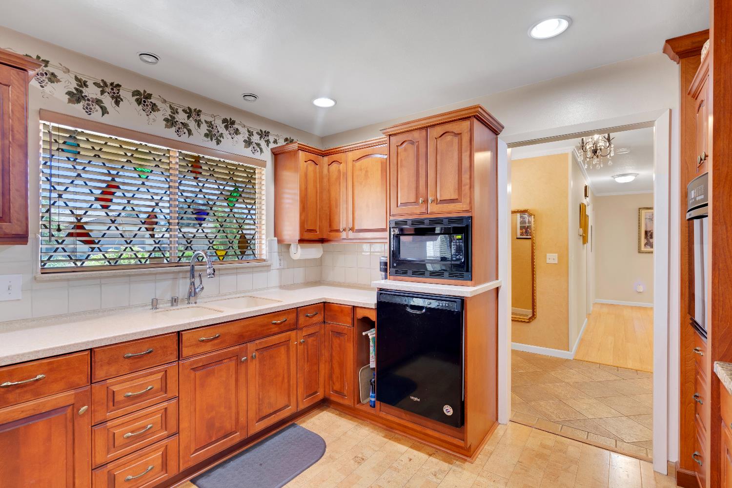 8117 Shangrila Drive