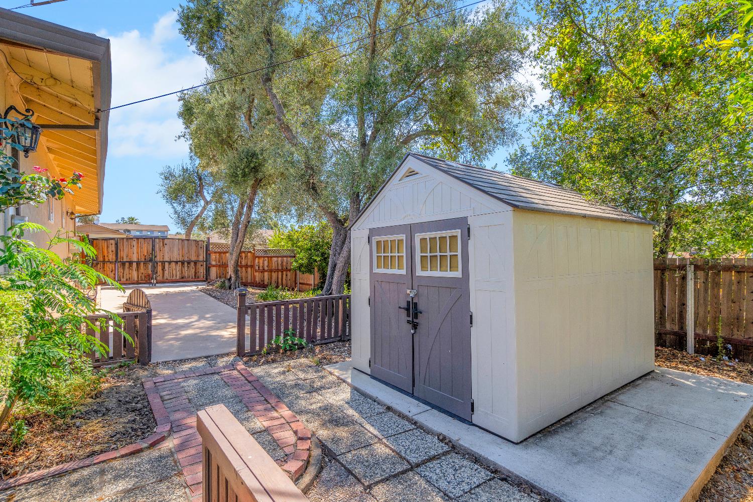 8117 Shangrila Drive