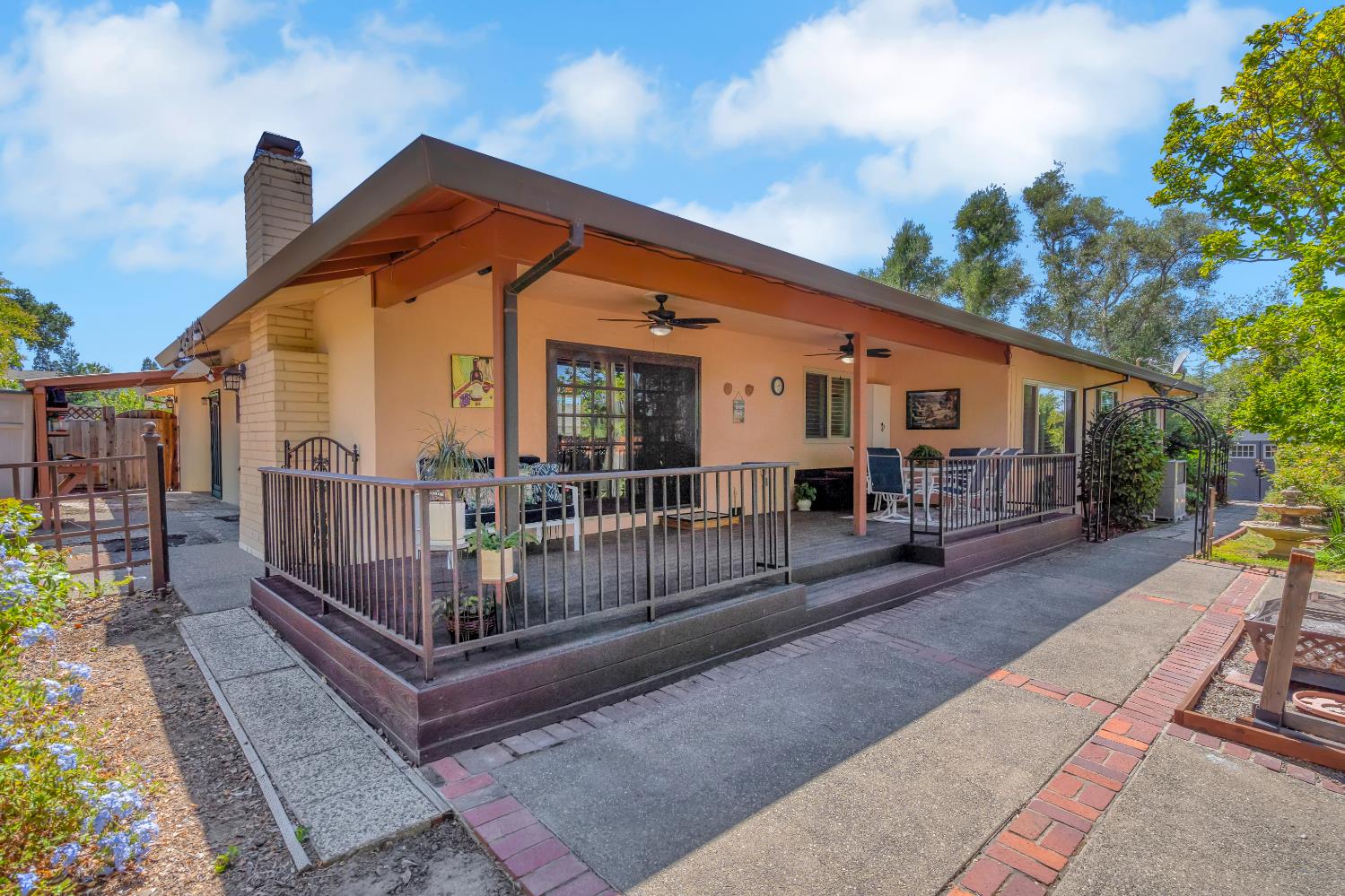 8117 Shangrila Drive
