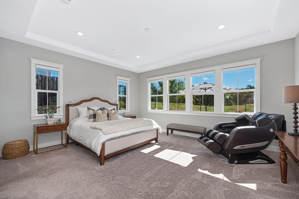 2953 Orange Grove Terrace