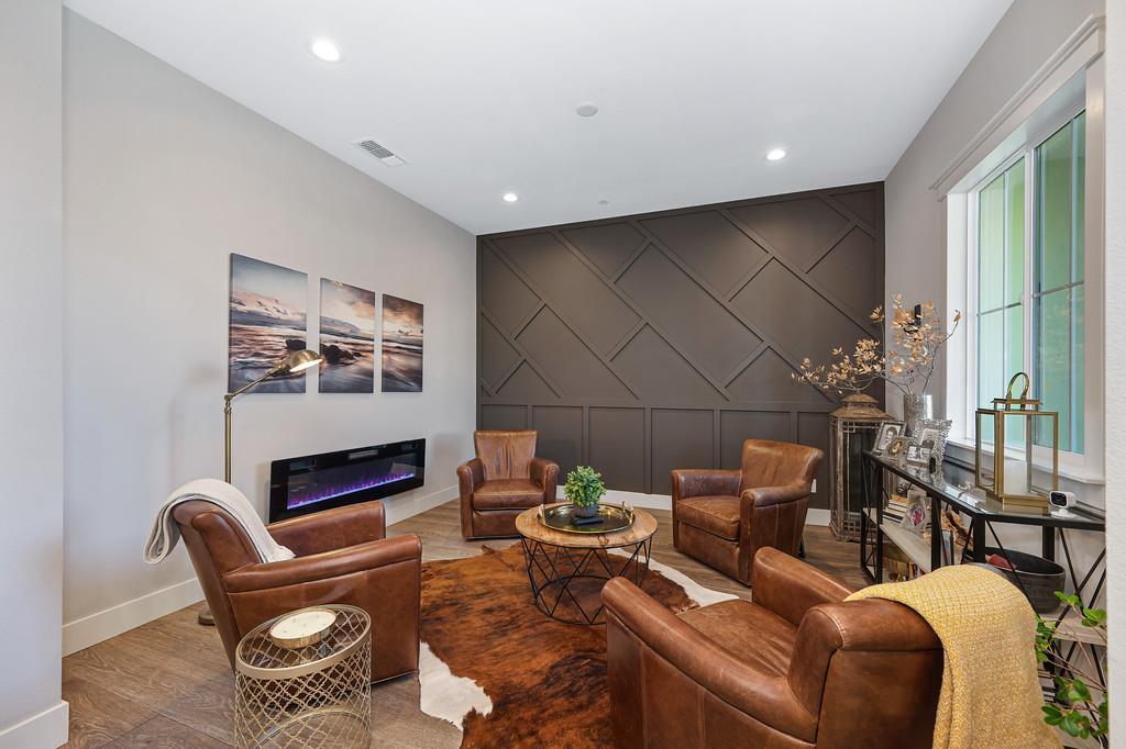 2953 Orange Grove Terrace