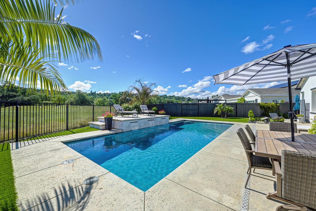 2953 Orange Grove Terrace