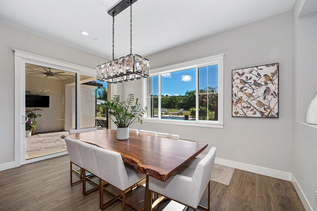 2953 Orange Grove Terrace