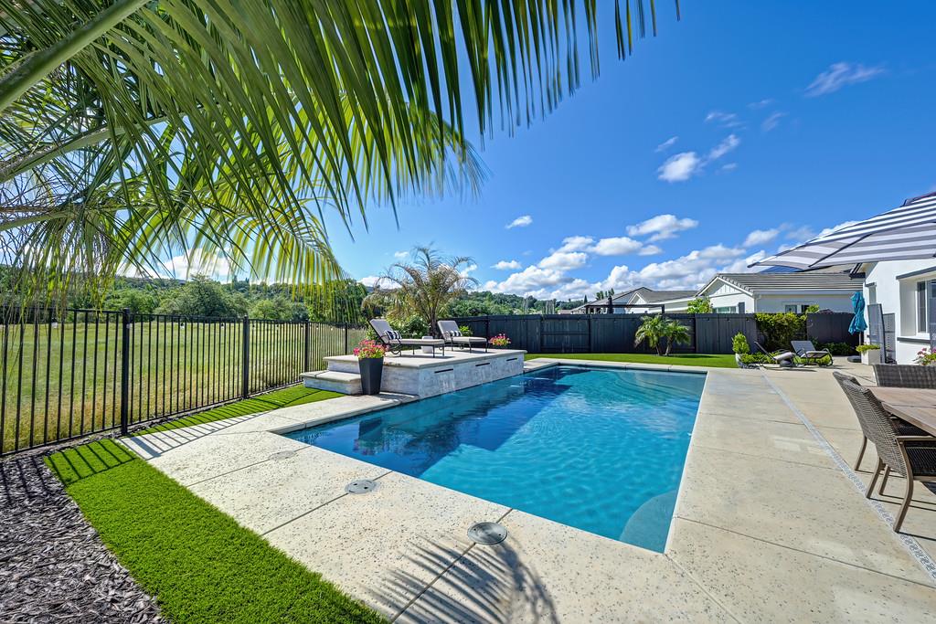 2953 Orange Grove Terrace