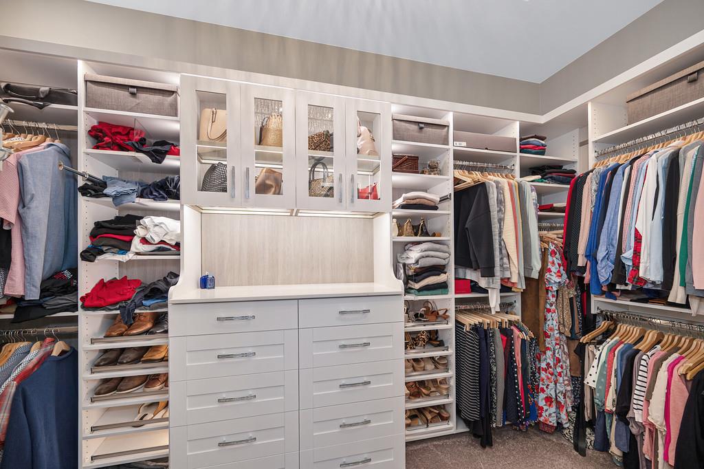 2953 Orange Grove Terrace