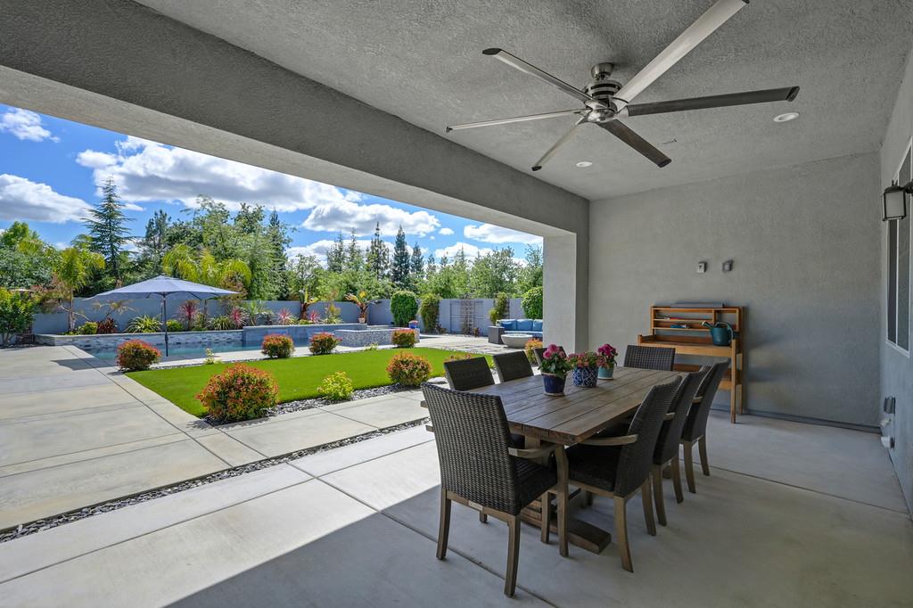 3073 Orange Grove Terrace