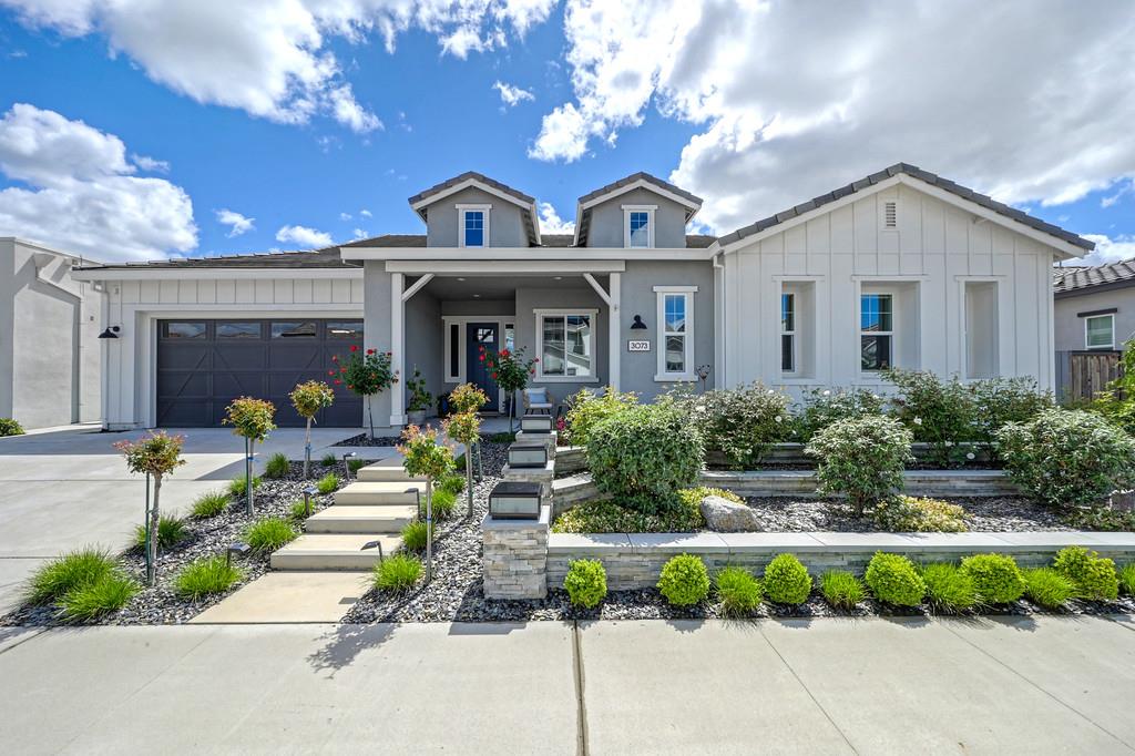 3073 Orange Grove Terrace