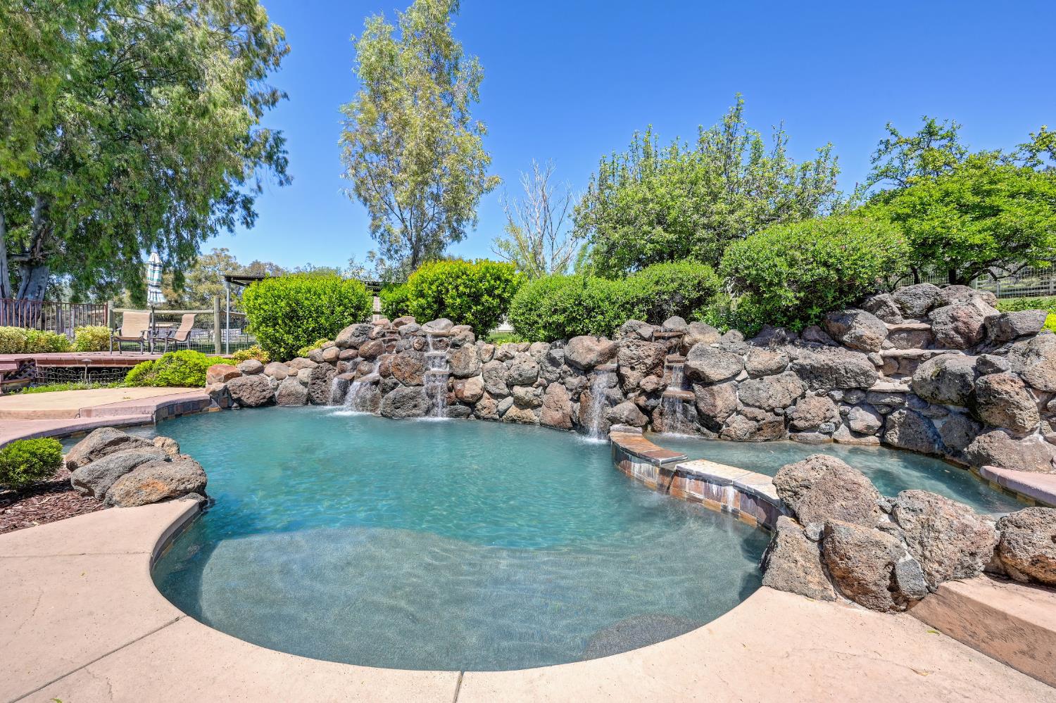 10805 Cramer Rd