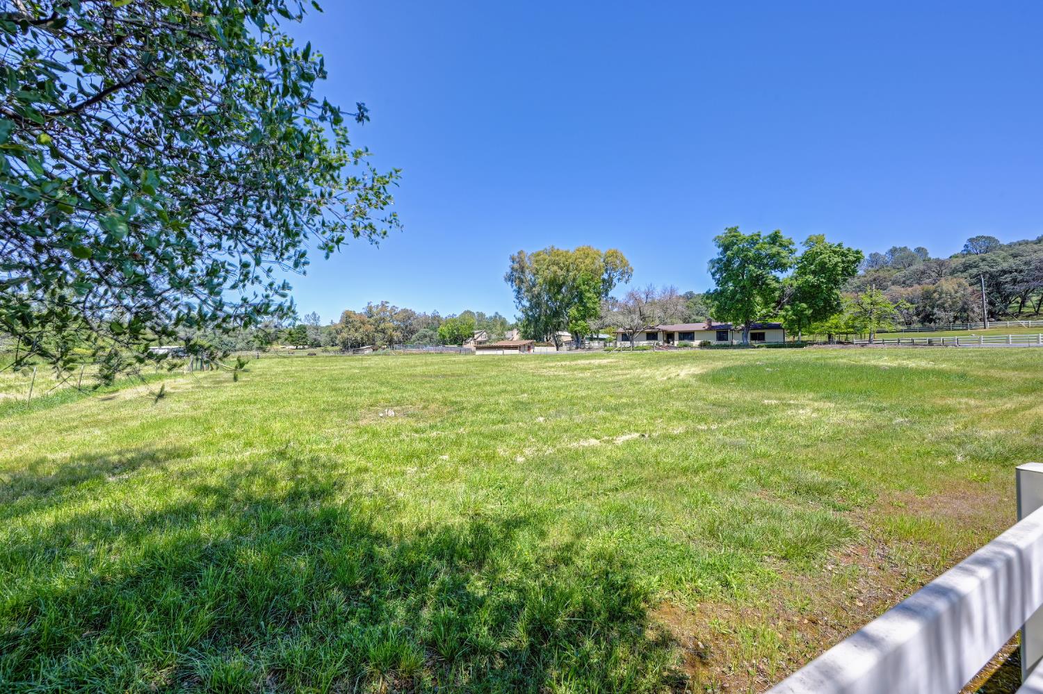 10805 Cramer Rd