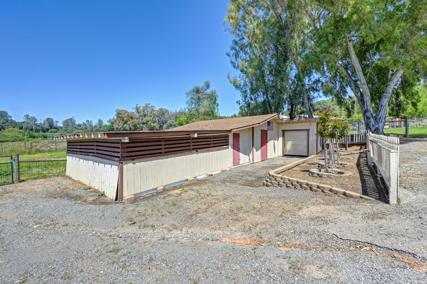10805 Cramer Rd