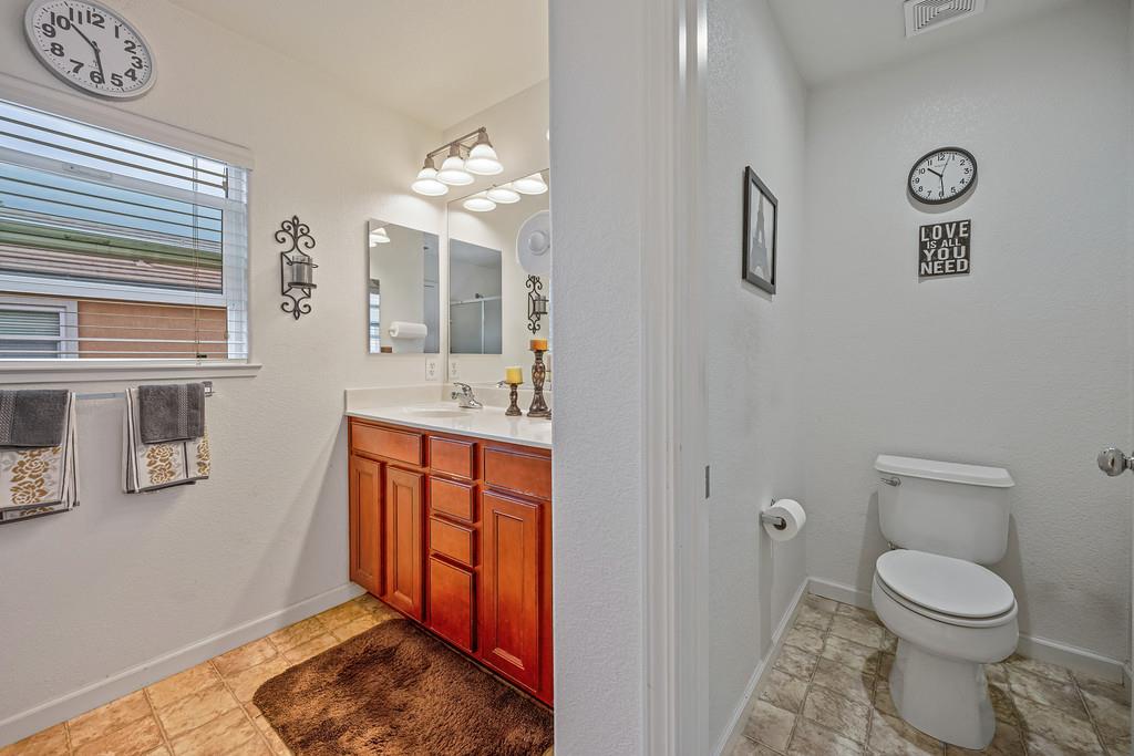 18 Bellows Pond Place