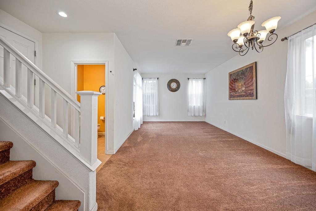 18 Bellows Pond Place