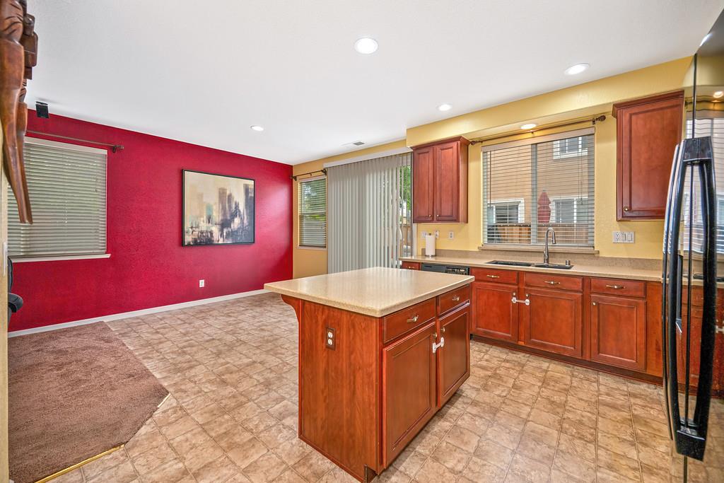 18 Bellows Pond Place