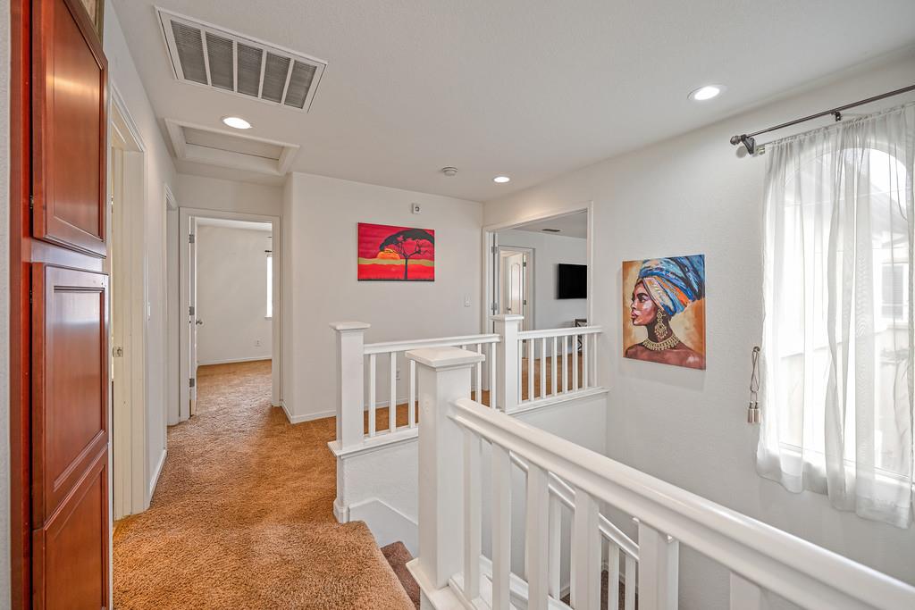 18 Bellows Pond Place