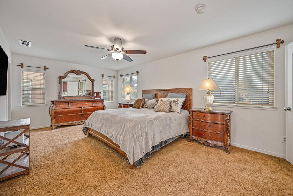 18 Bellows Pond Place