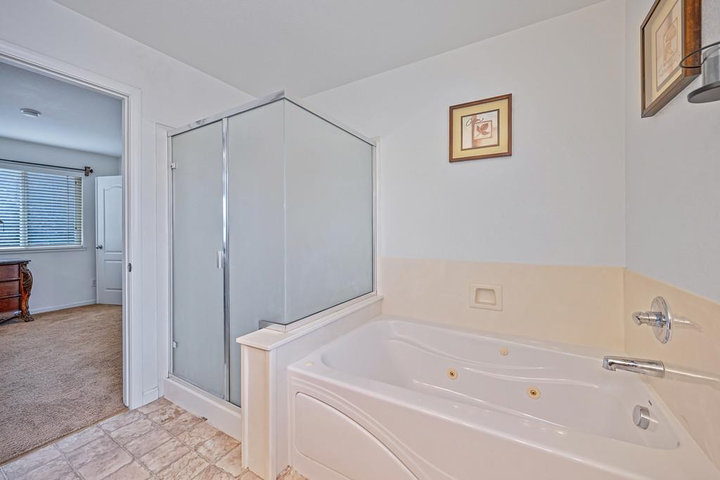 18 Bellows Pond Place