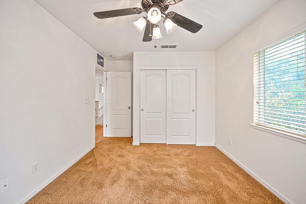 18 Bellows Pond Place