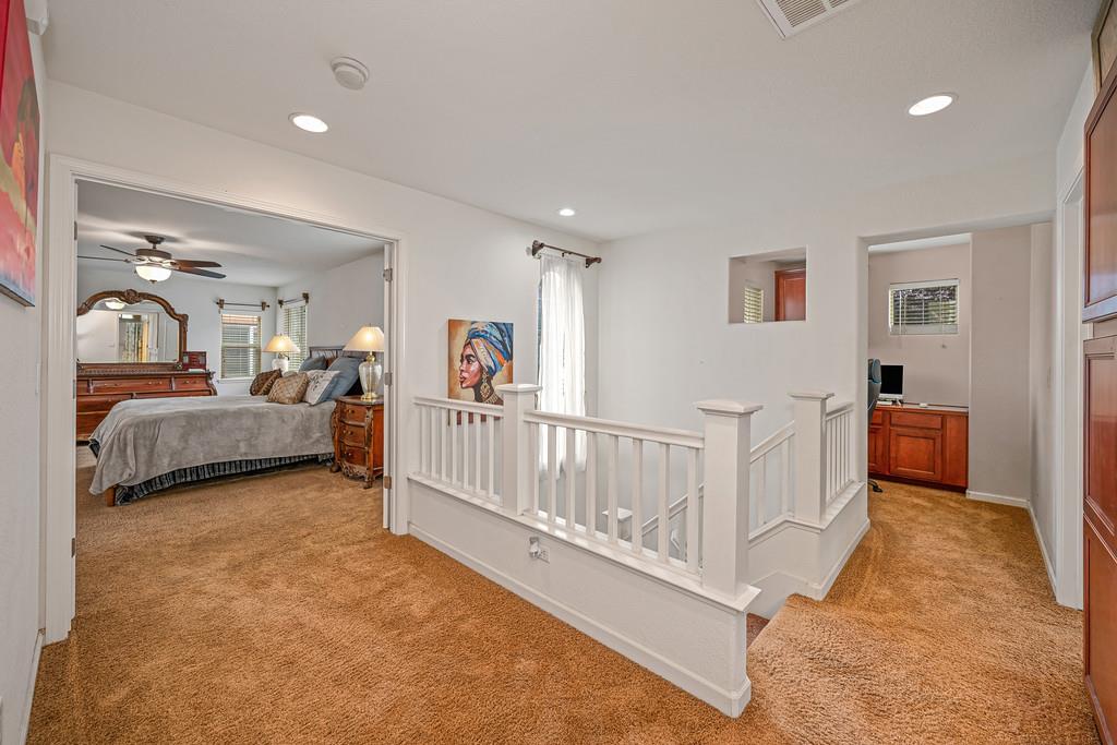 18 Bellows Pond Place