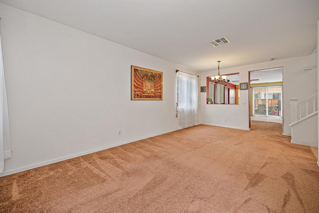 18 Bellows Pond Place