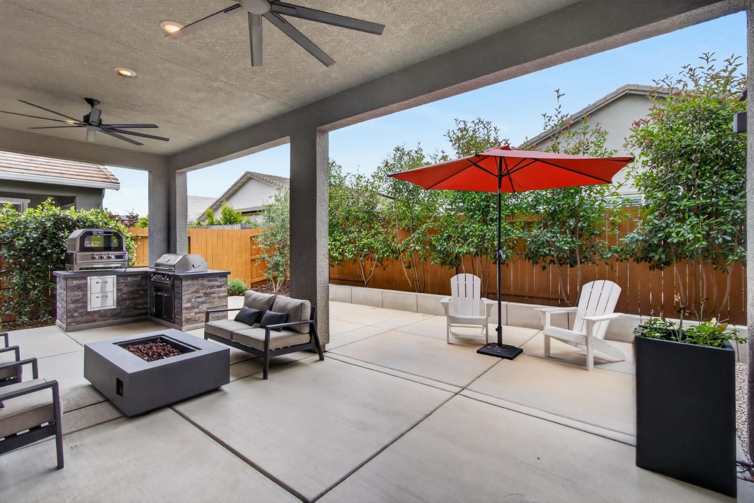 1649 Donner Lane