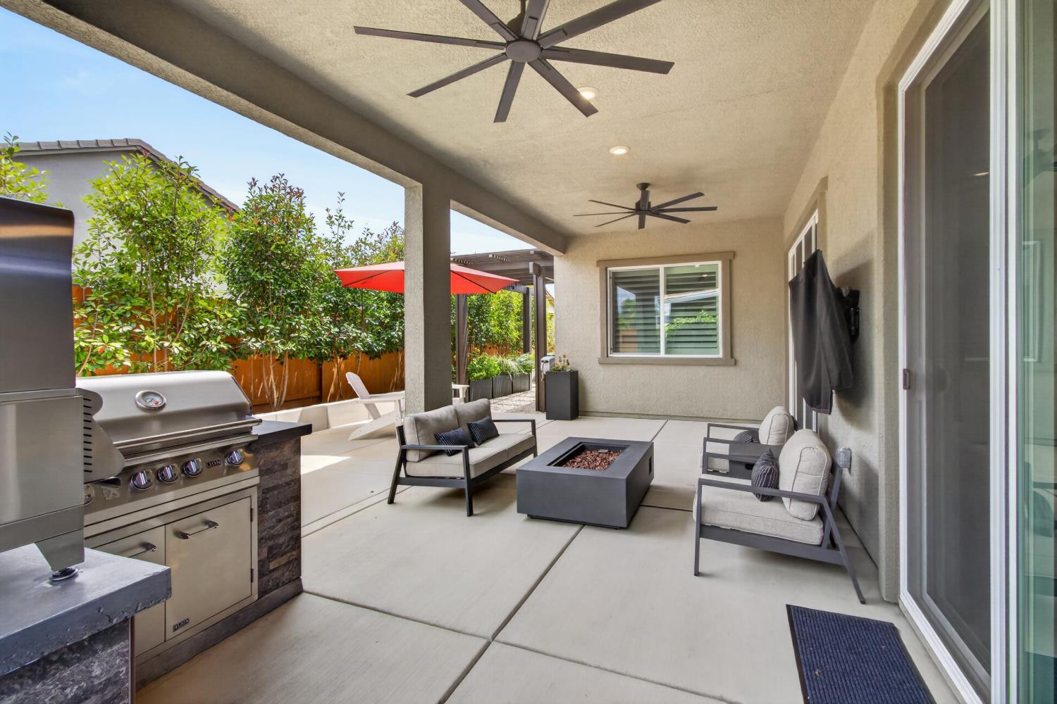 1649 Donner Lane