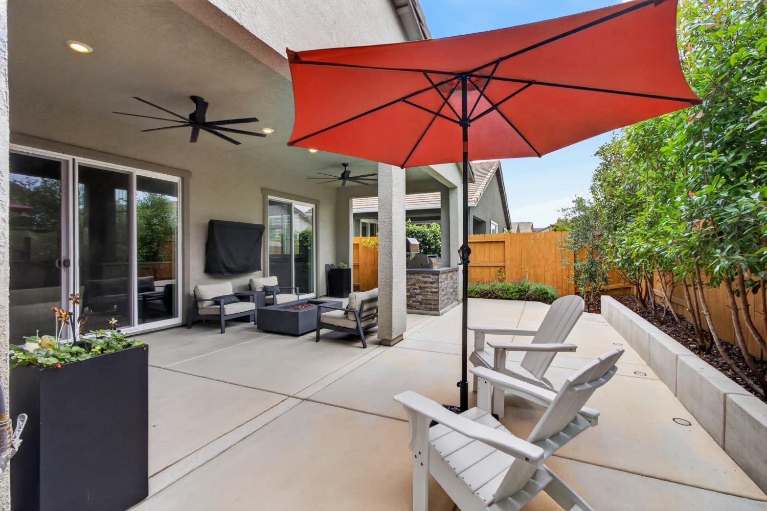 1649 Donner Lane