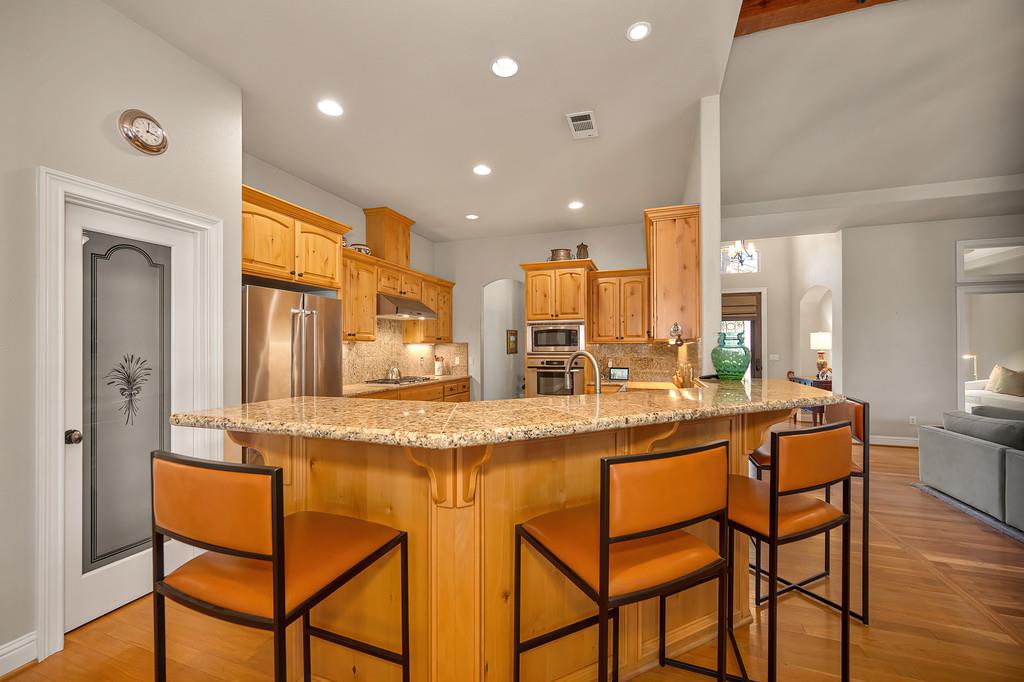 22050 Alton Trail