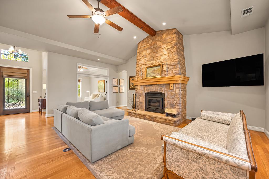 22050 Alton Trail