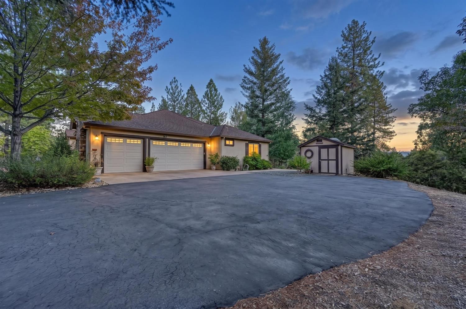 22050 Alton Trail