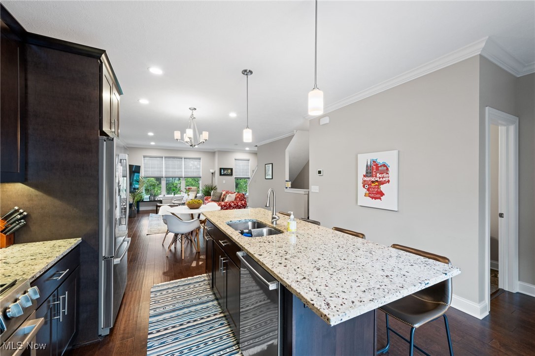 1343 W Clifton Boulevard