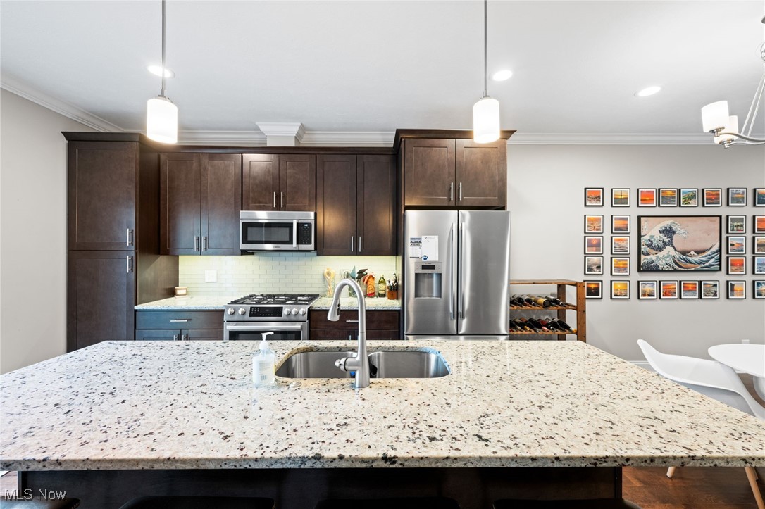 1343 W Clifton Boulevard