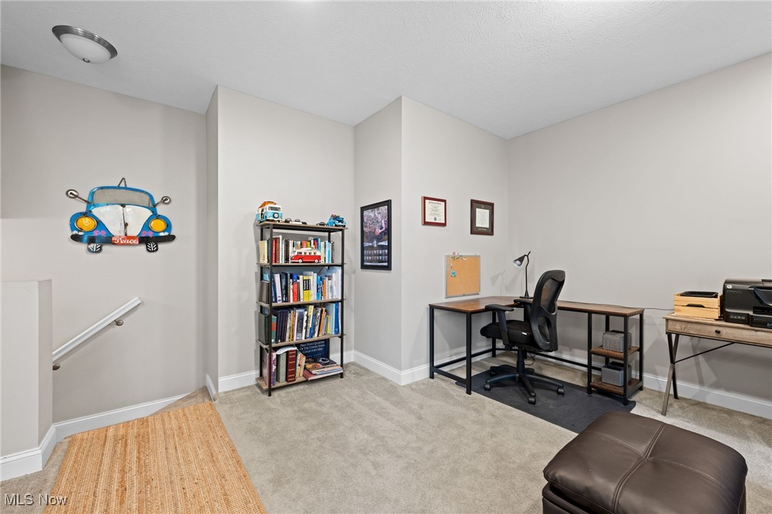 1343 W Clifton Boulevard
