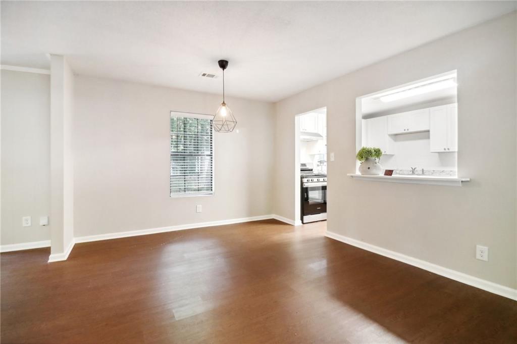 5233 McCarter Station