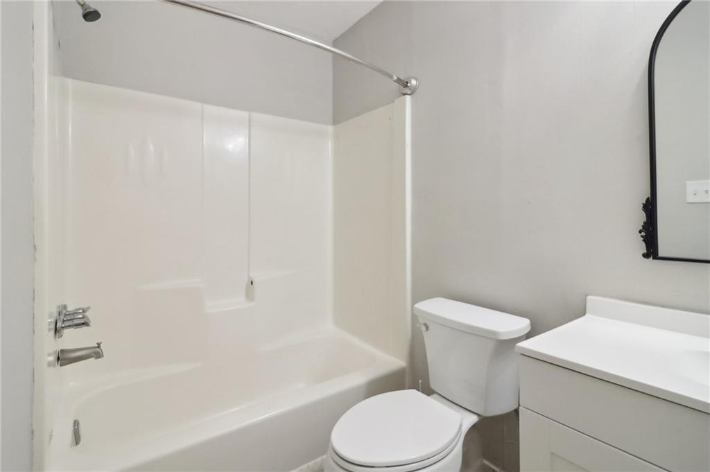 5233 McCarter Station