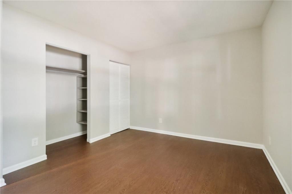 5233 McCarter Station