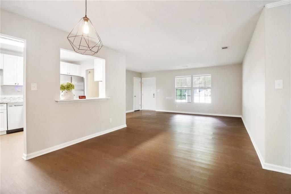 5233 McCarter Station