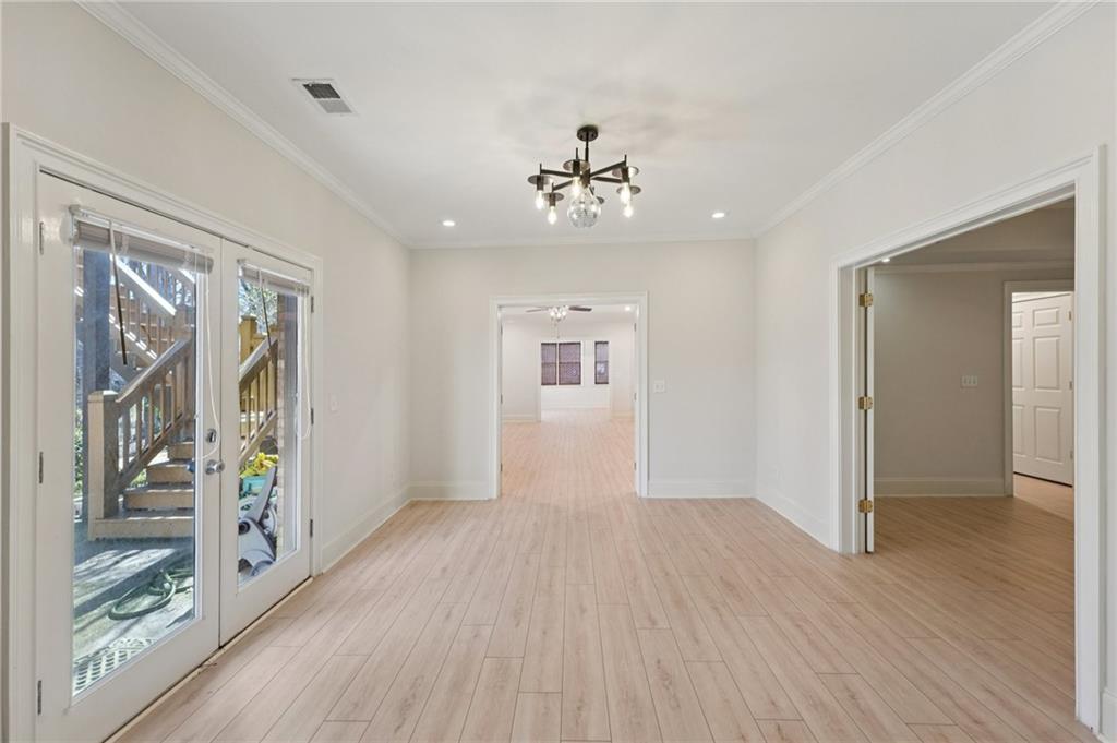 1416 Falkirk Lane NW