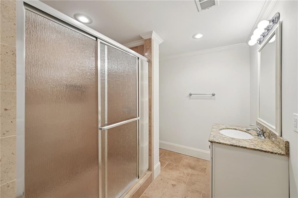 1416 Falkirk Lane NW