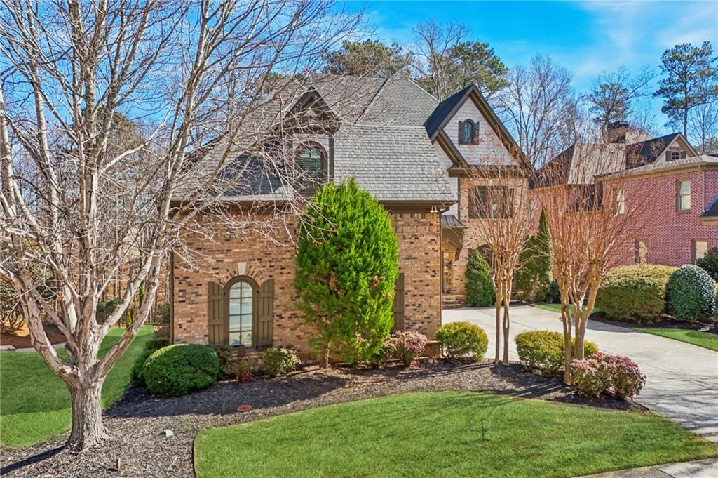 1416 Falkirk Lane NW