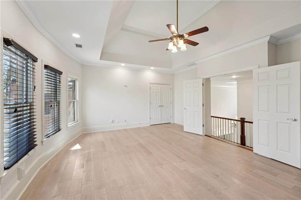 1416 Falkirk Lane NW