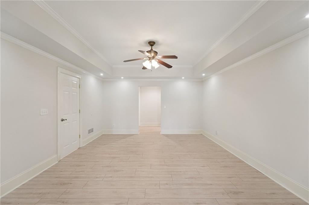 1416 Falkirk Lane NW