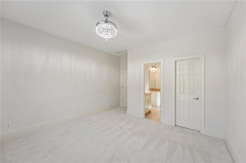 1416 Falkirk Lane NW