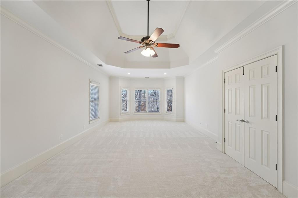 1416 Falkirk Lane NW