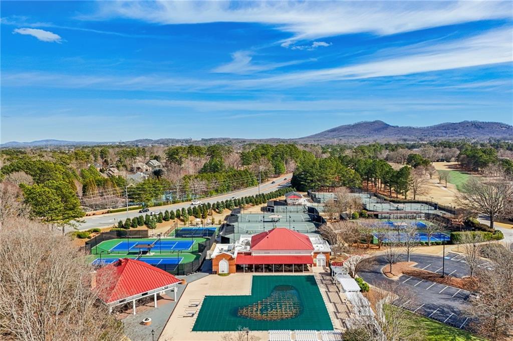 1416 Falkirk Lane NW