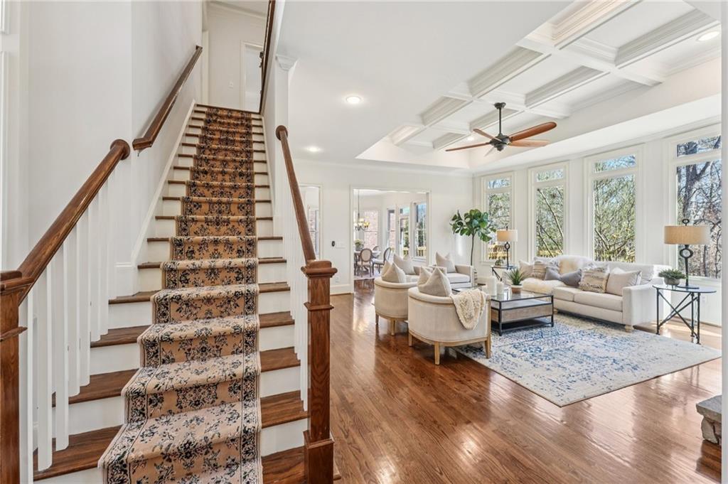 1416 Falkirk Lane NW