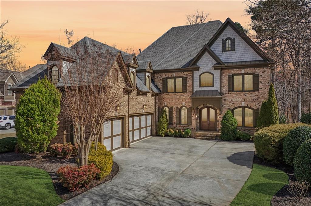 1416 Falkirk Lane NW